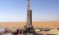 Strong Firms Invited to Run Tender for Iran Oil Field Development